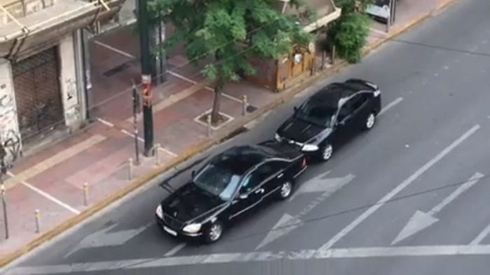 Επίθεση στον Παπαδήμο: Αγωνία για νέα τρομοδέματα – Σε τρία επίπεδα οι έρευνες της αντιτρομοκρατικής