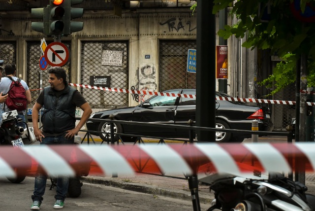 Ο διεθνής Τύπος για την τρομοκρατική επίθεση κατά του Λ.Παπαδήμου (φωτό)