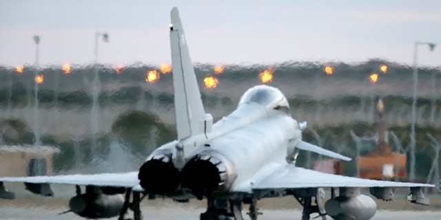 Συναγερμός στη Βρετανία! Σηκώθηκαν δύο πολεμικά RAF τύπου Typhoon (upd)