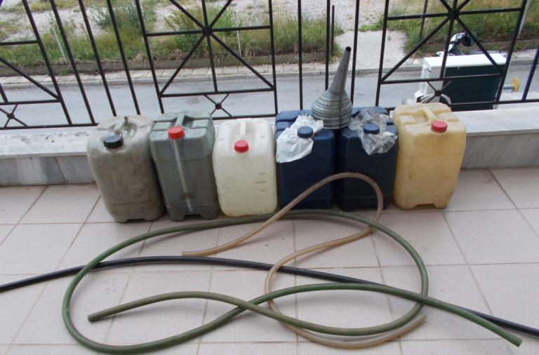 Έλληνας «κυνηγός» καυσίμων: Έκλεβε από τα τρένα εδώ και έξι μήνες