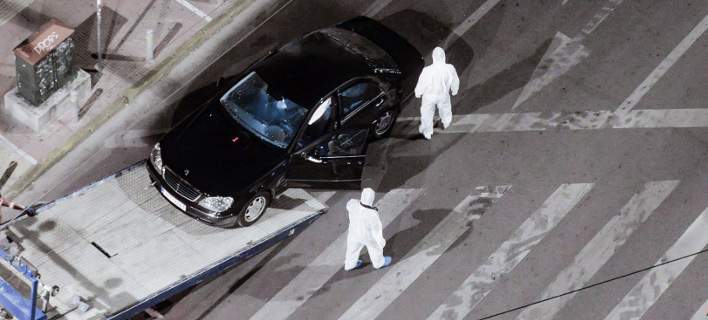 Επίθεση στον Παπαδήμο: Το τρομοδέμα είχε περάσει τον έλεγχο από τα μηχανήματα της Βουλής