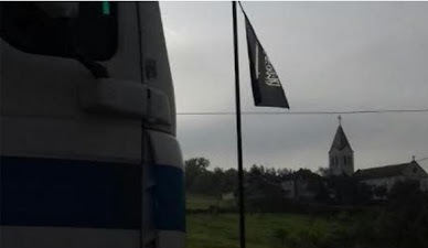 Βαλκάνια: Υψώθηκε η σημαία του ΙSIS σε χωριό στην Τούζλα