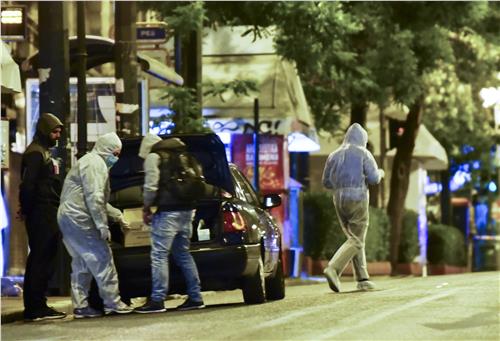 Η Ο.Λ.Α ανέλαβε την ευθύνη για τη βομβιστική επίθεση στα γραφεία της Eurobank και του Υπ.Εργασίας!