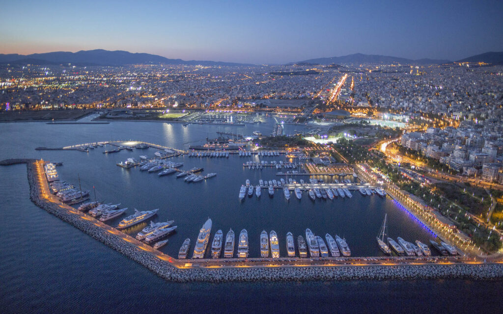 Μαρίνα Φλοίσβου: Συνελήφθη 42χρονος ιδιοκτήτης βυτιοφόρων για κλοπή πετρελαίου κατ΄ εξακολούθηση (φωτό)