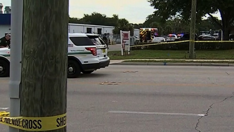 ΕΚΤΑΚΤΟ: Πέντε νεκροί από πυροβολισμούς στο Ορλάντο! (Ζωντανή σύνδεση) (upd)