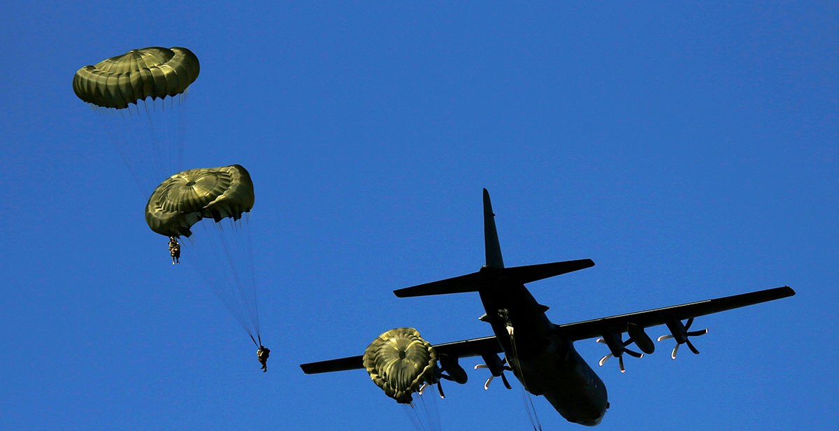 Απογειώνονται τουρκικά μεταφορικά αεροσκάφη με Στρατό και ΤΟΜΑ για το Κατάρ (βίντεο)