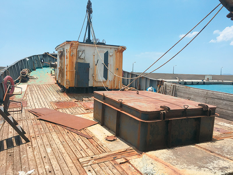 Έρευνες για τον παραλήπτη του φορτίου του ουκρανικού αλιευτικού-φαντάσματος (φωτό)