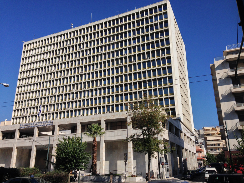 Άγνωστος κατάφερε να κλέψει μοτοσυκλέτα αστυνομικού κοντά στη ΓΑΔΑ