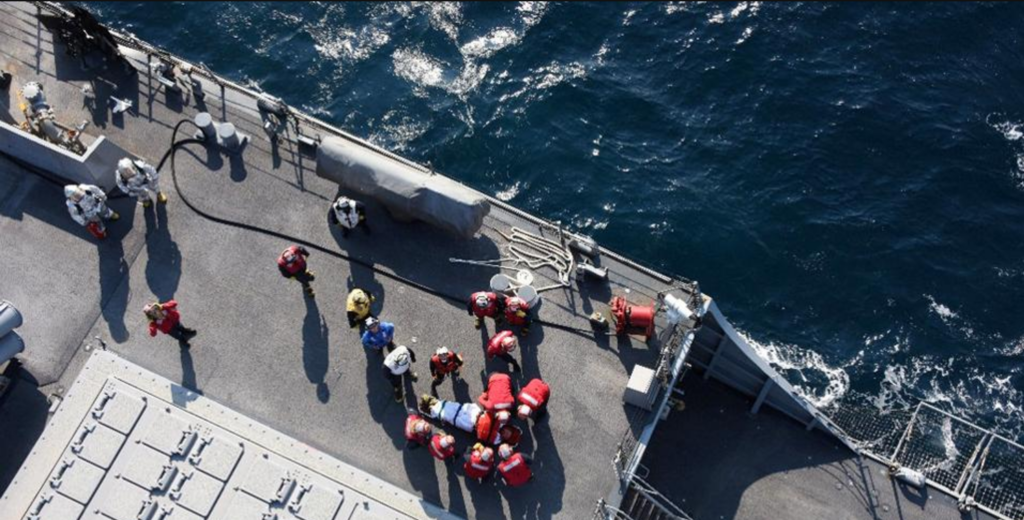 Αντιτορπιλικό των ΗΠΑ συγκρούστηκε με εμπορικό πλοίο στην Ιαπωνία – 7 ναύτες αγνοούμενοι (φώτο,βίντεο) (upd)