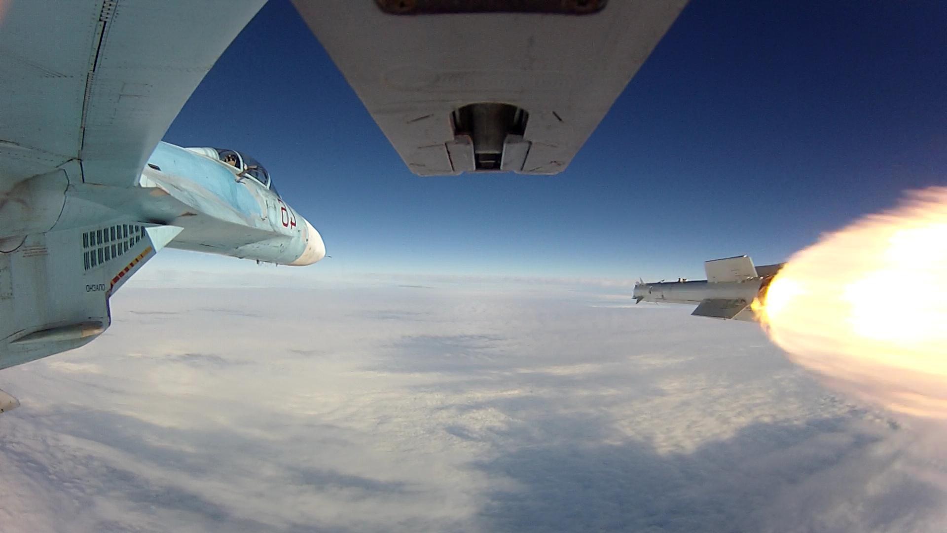 Μήνυμα «κεραυνός» από Ρωσία προς ΗΠΑ: «Από 19/6 ότι θα πετά δυτικά του Ευφράτη θα καταρρίπτεται»! (βίντεο)