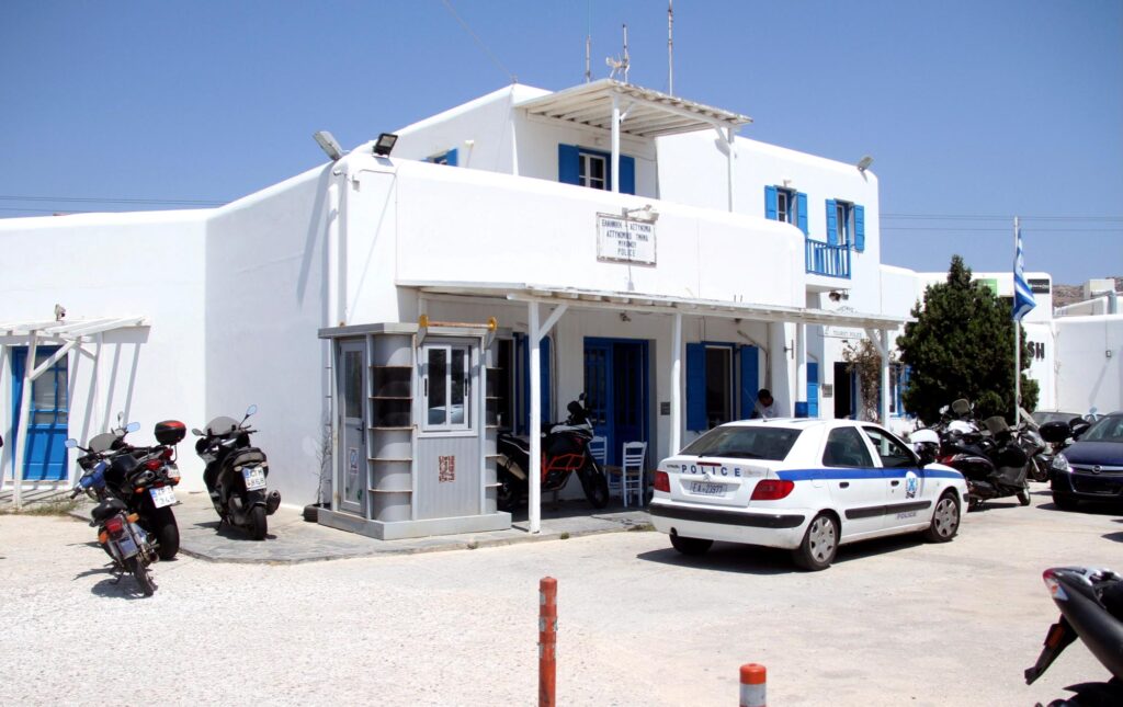 Ολα καλά στη Μύκονο Νίκο Τόσκα;