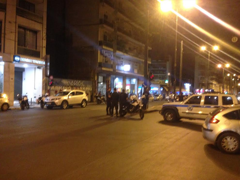 Αλβανός ο ένοπλος που είχε ταμπουρωθεί σε διαμέρισμα στο Μεταξουργείο (βίντεο)  (upd)