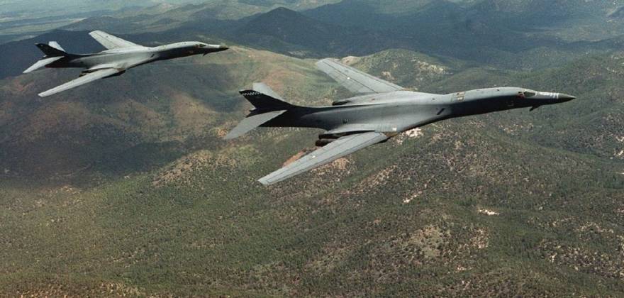 Ασκηση στρατηγικών βομβαρδιστικών B-1B Lancer στην κορεατική χερσόνησο με «μήνυμα» στην Πιονγκ Γιανγκ