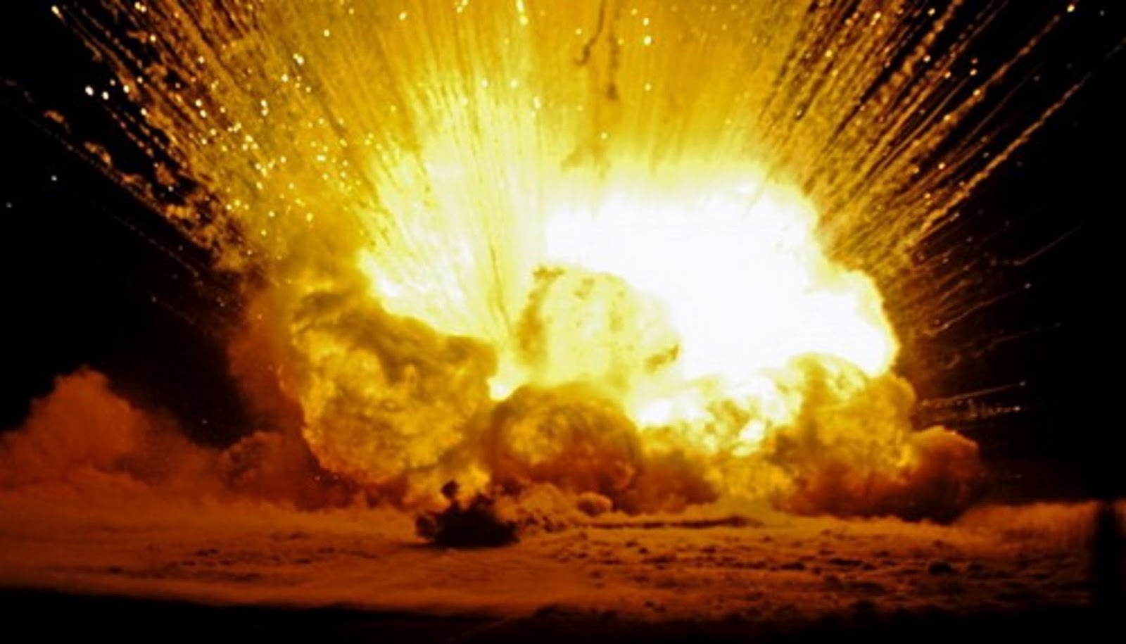 Βίντεο: Βόμβα τινάζει στον αέρα αστυνομικούς στην Βενεζουέλα