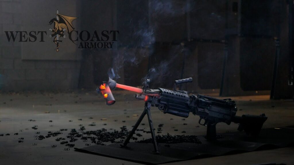 Βίντεο: Βολές με πυροβόλο μέχρι να λιώσει η κάννη!