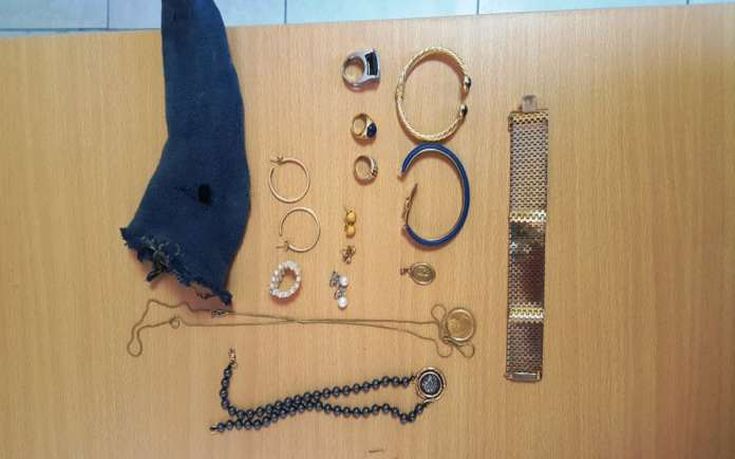 Έκρυβε τα κλεμμένα σε… κάλτσα ένας 37χρονος διαρρήκτης