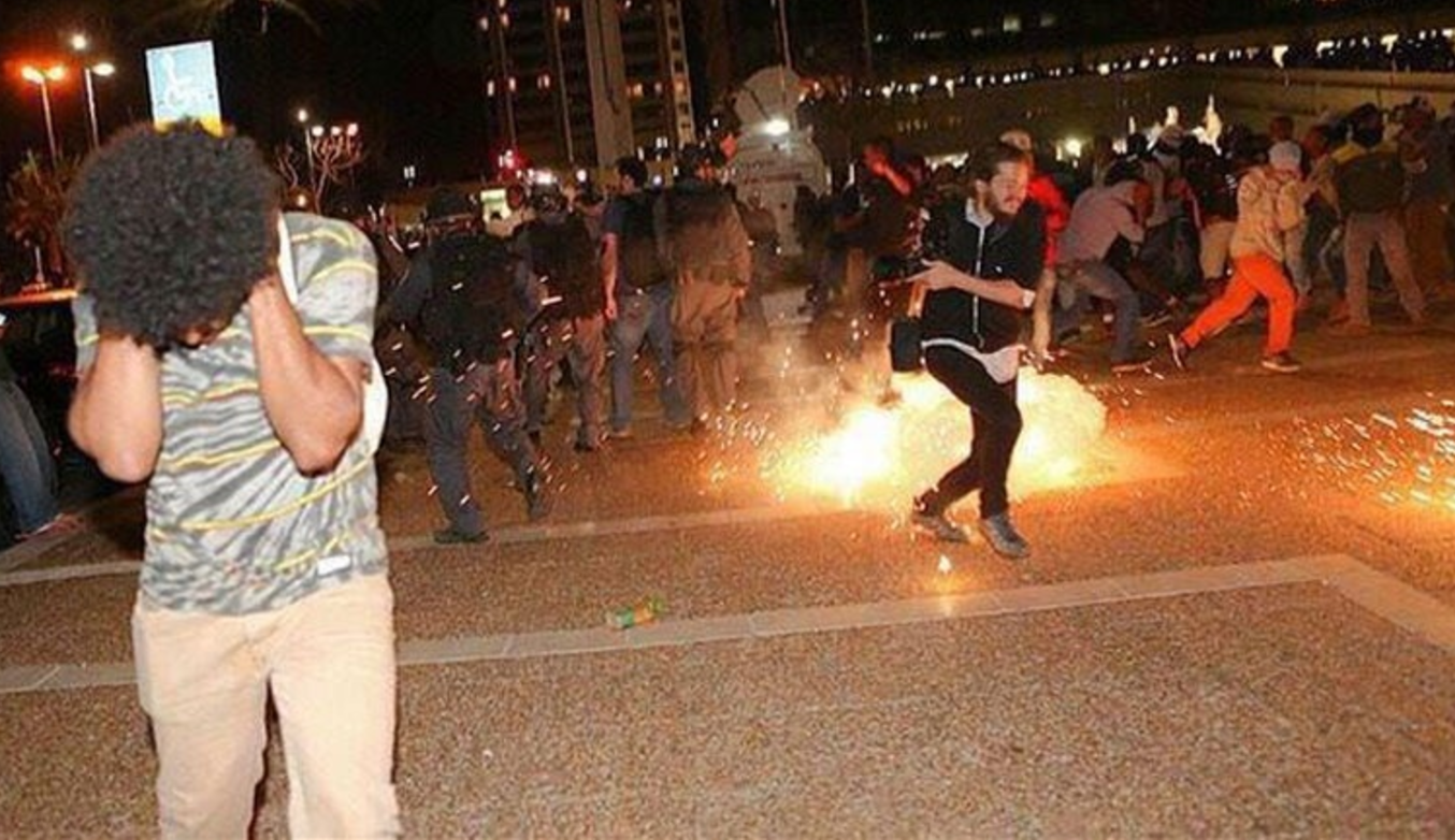 Βίντεο: Τρεις νεκροί σε επίθεση με μαχαίρι στο Ισραήλ