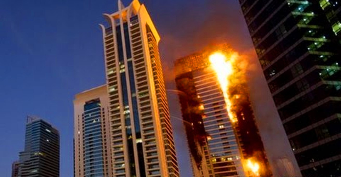 Παρανάλωμα του πυρός ο 337 μέτρων πύργος Torch Tower στο Ντουμπάι! (βίντεο)