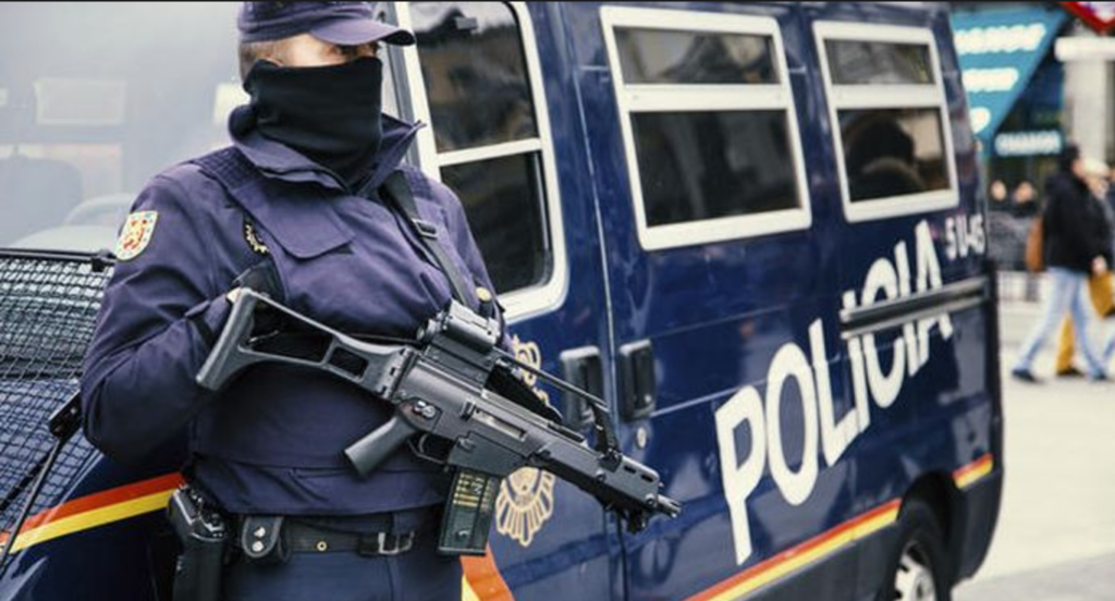 Βαρκελώνη: Άνδρας δεν σταμάτησε σε αστυνομικό έλεγχο – Νεκρός από μαχαίρωμα