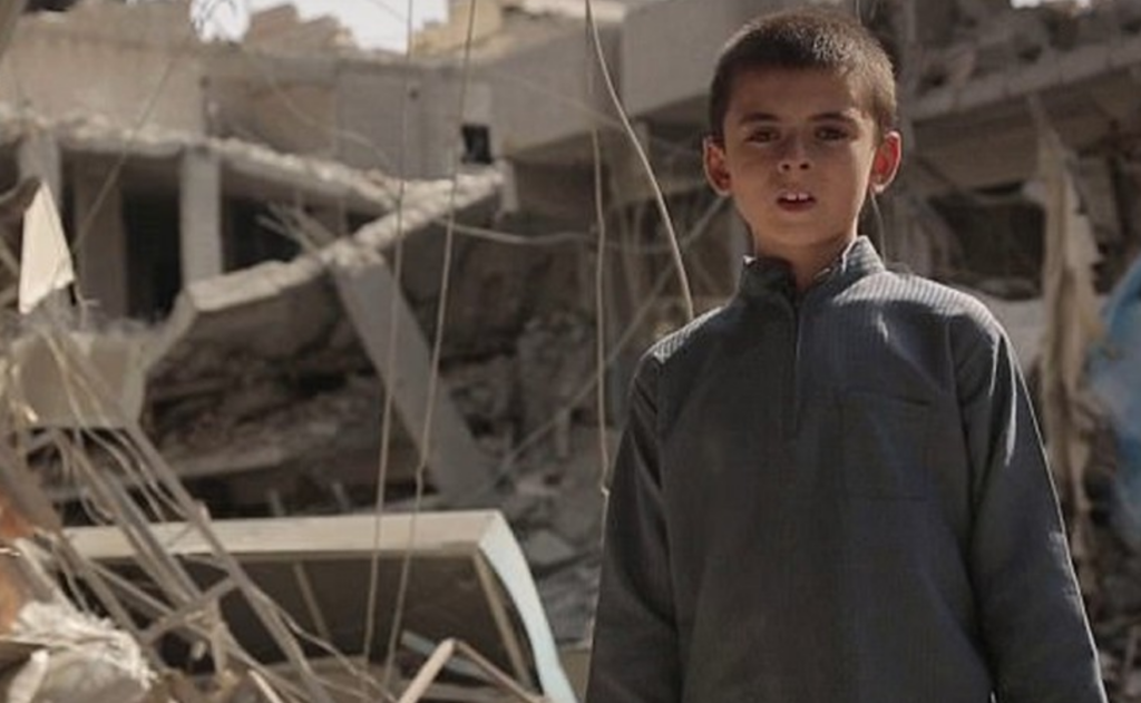 Βίντεο: 10χρονος μαχητής του ISIS απειλεί ΗΠΑ και Τραμπ