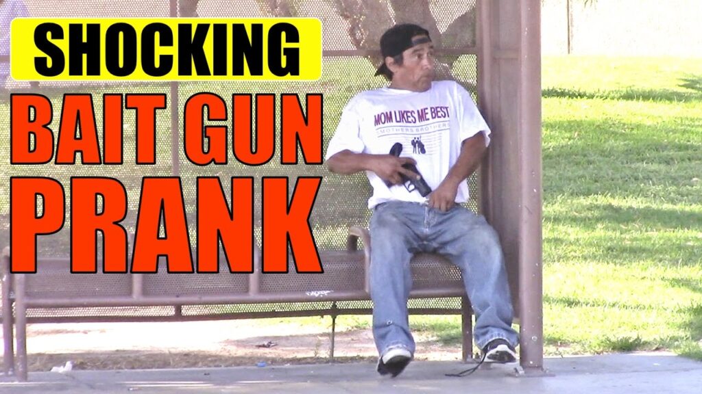 Τι θα έκανες αν έβρισκες ένα εγκαταλειμμένο πιστόλι; (βίντεο)