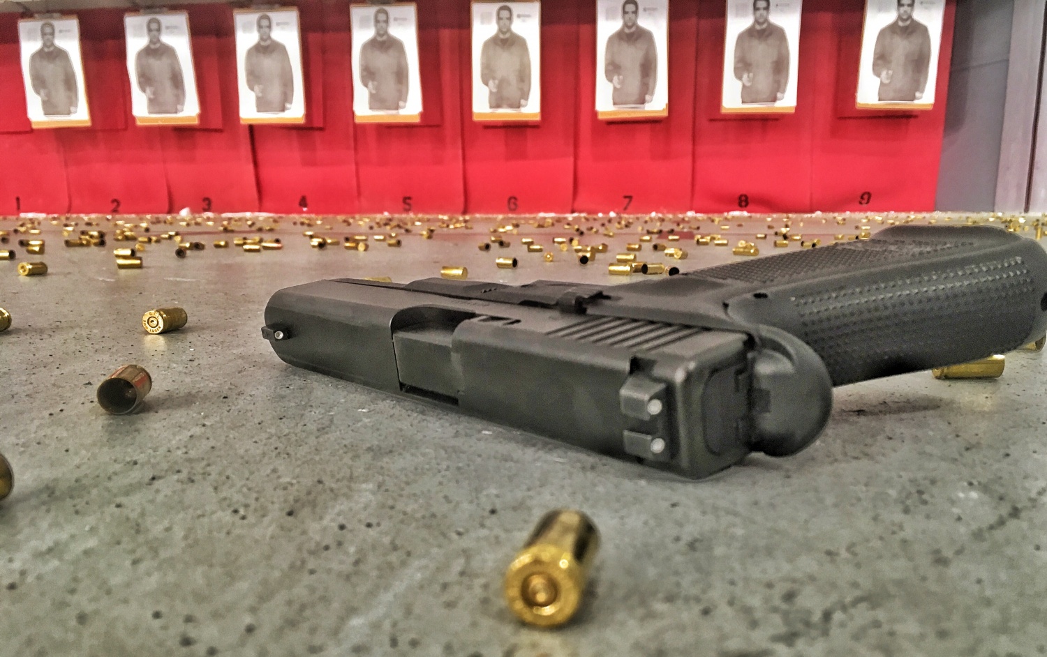 Αυτό είναι το νέο πιστόλι Glock Gen 5! (φωτό, βίντεο)