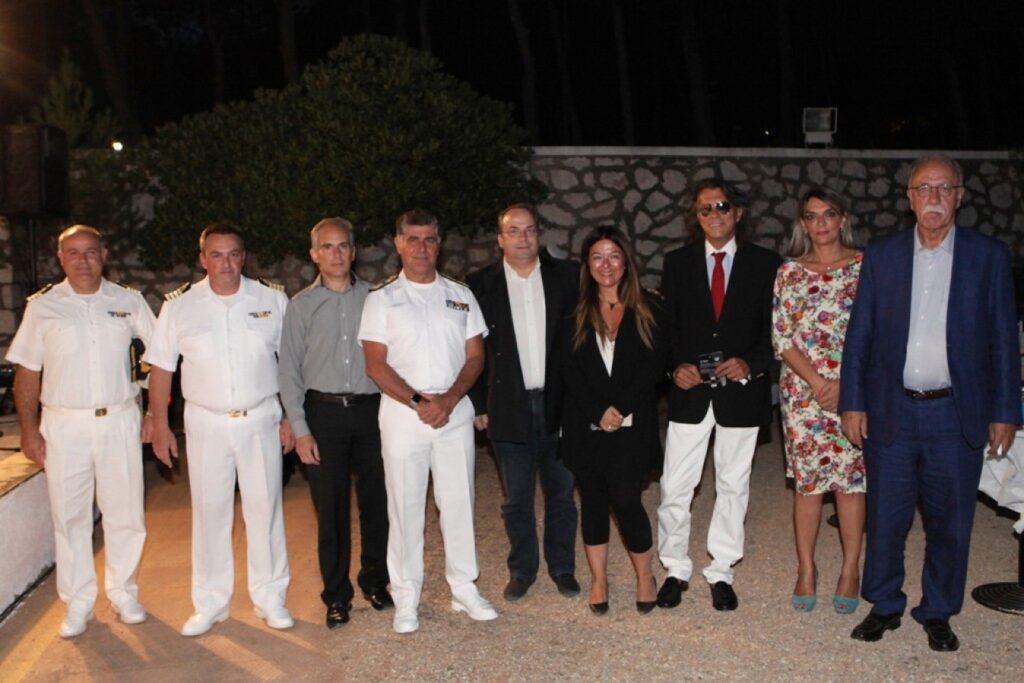 Παρουσία ΑΝΥΕΘΑ Δ. Βίτσα η παρουσίαση εκπαιδευτικού προγράμματος της Safe Water Sports (φωτό)