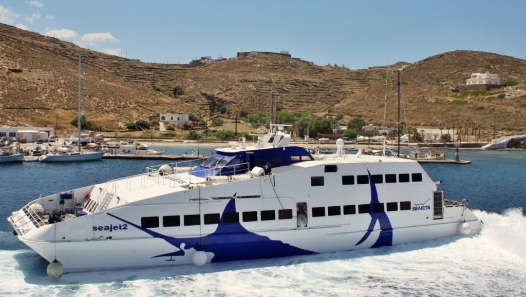 Προσέκρουσε στην Σίφνο το Seajet 2 – Δύο τραυματίες