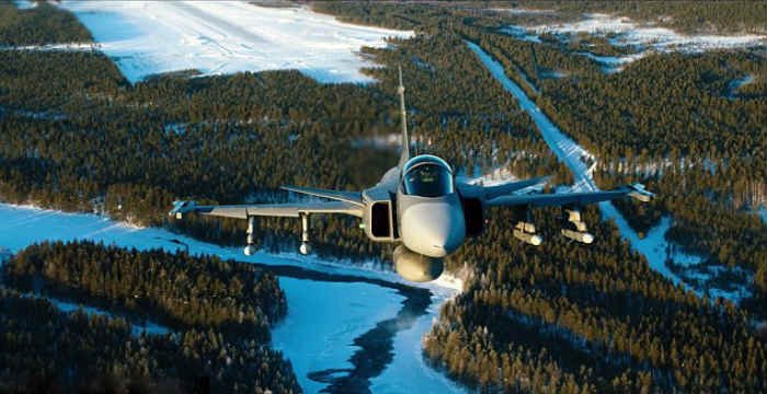 Βίντεο:  Το μαχητικό JAS 39 Gripen σε μια μοναδική πτήση