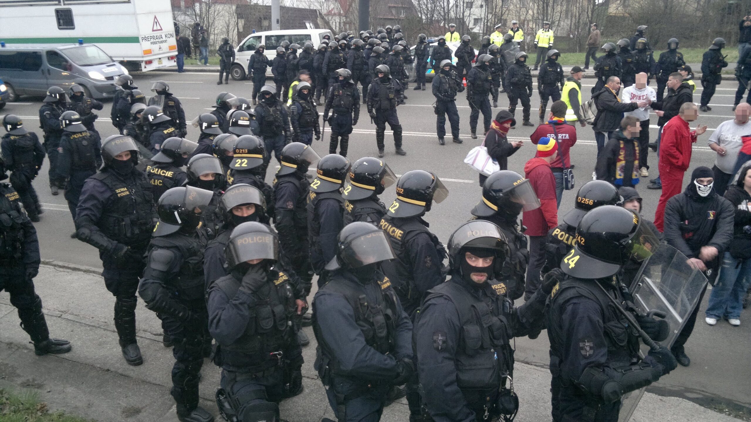 Σλοβενία: Εκτεταμένες ταραχές από οπαδούς της Μάριμπορ και Πολωνούς «χούλιγκανς» (βίντεο)