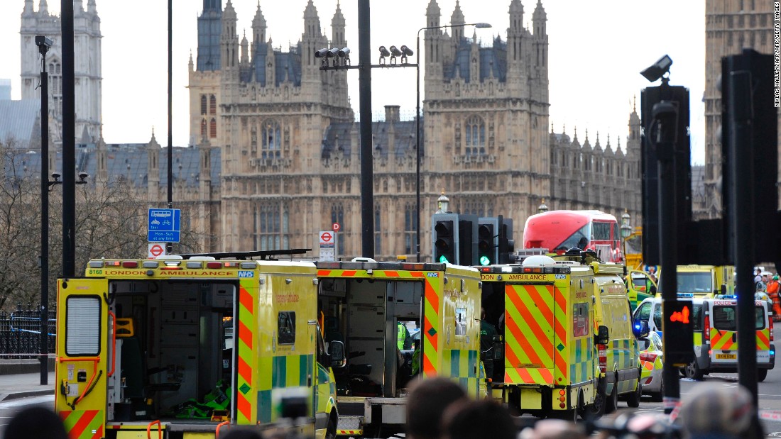 Λονδίνο: Μέχρι στιγμής έχουν καταγραφεί 29 τραυματίες από την έκρηξη – Οι αρχές αναζητούν μανιωδώς τους υπεύθυνους