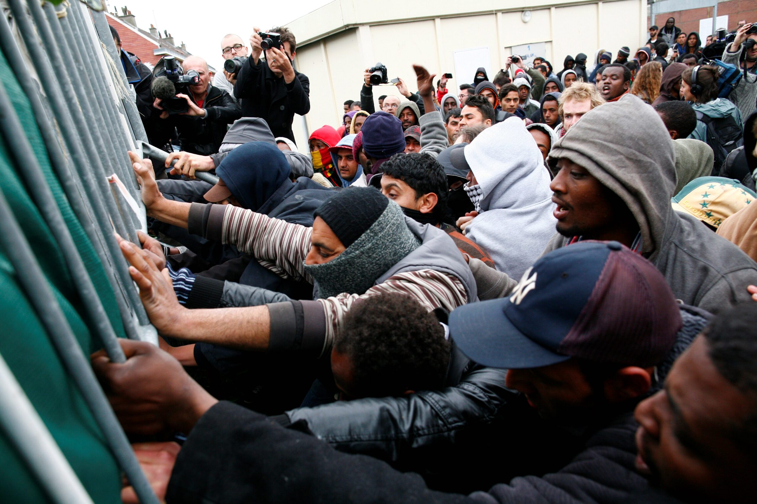 Οι χώρες τις ΕΕ αρνούνται να δεχθούν μετανάστες – Μόλις το 1/4 έχει μετεγκατασταθεί