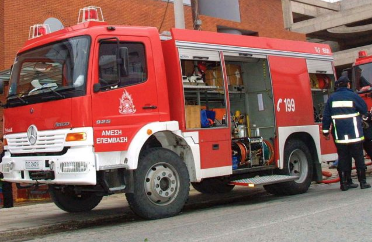 Σε εξέλιξη φωτιά σε βιομηχανία στο Κιλκίς (φωτό)