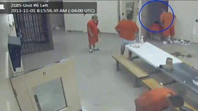 Καναδάς: Δολοφονία κρατουμένου και οι φύλακες δεν κατάλαβαν τίποτα! (βίντεο)