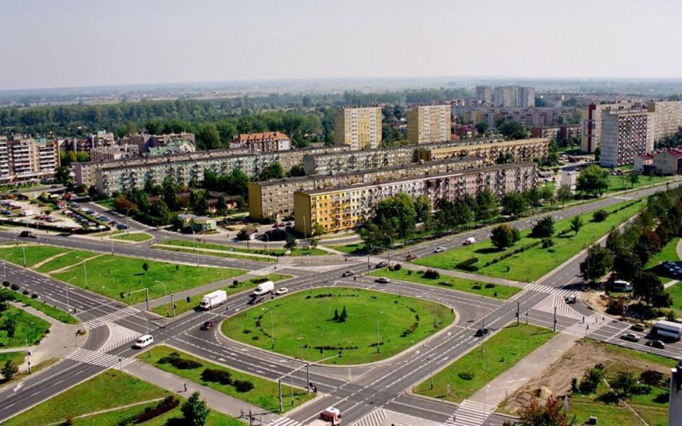 Επίθεση με μαχαίρι σε εμπορικό κέντρο στην Πολωνία – Μια γυναίκα νεκρή και 8 τραυματίες (upd)