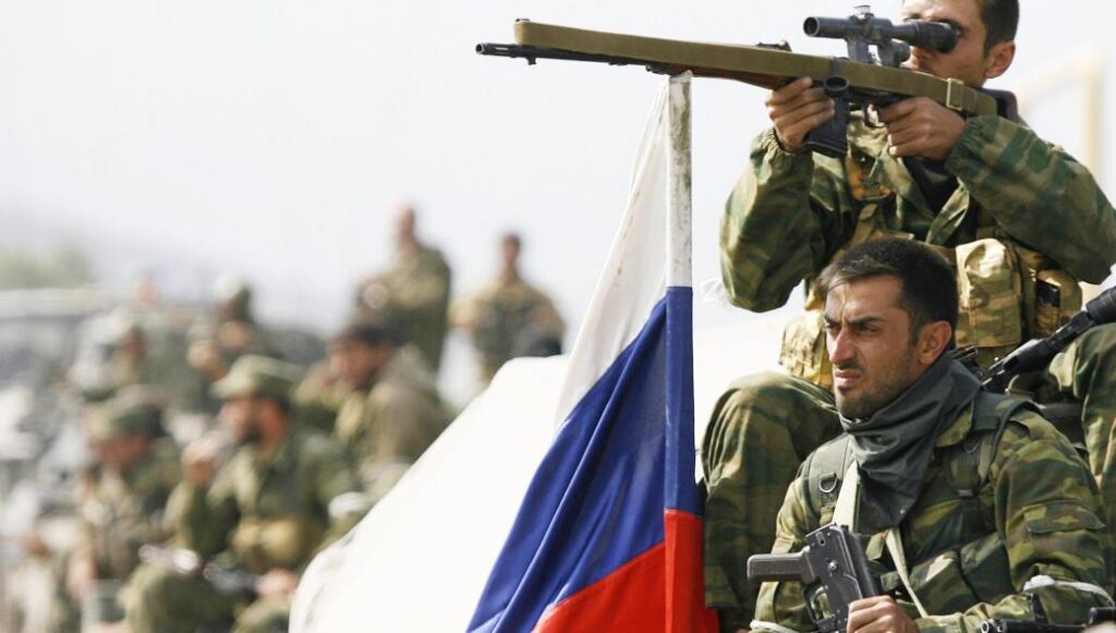 Συρία: Οι Κούρδοι των SDF παρέδωσαν την αεροπορική βάση Μενάγ στους Ρώσους- «Ασπίδα» προστασίας στην Εφρίν