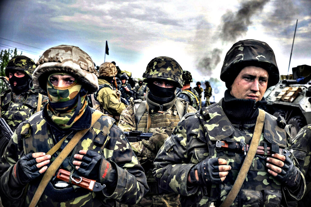 Απόπειρα πραξικοπήματος στο Λουγκάνσκ; – Φάλαγγες τεθωρακισμένων στην πόλη (βίντεο)