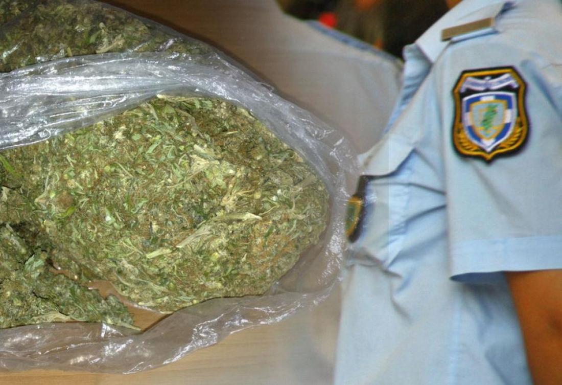 Ανθρωποκυνηγητό για τον εντοπισμό νεαρού Αλβανού: Παράτησε αυτοκίνητο με 139 κιλά χασίς