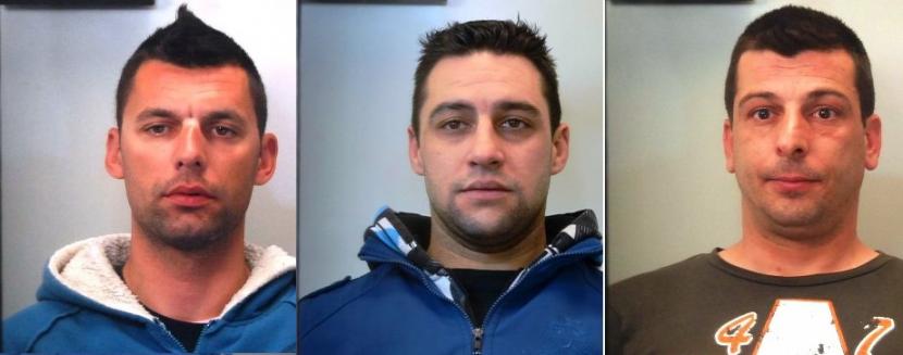 Στην δημοσιότητα οι φωτογραφίες των 3 κακοποιών που είχαν «ρημάξει» καταστήματα στην Αττική