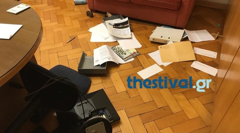 Θεσσαλονίκη: Κουκουλοφόροι έκαναν «ντου» στα γραφεία της Ένωσης Συντακτών