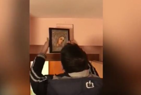 Πρωτοφανές: Έκρυβαν κοκαΐνη πίσω από την εικόνα της Παναγίας (εικόνες, βίντεο)