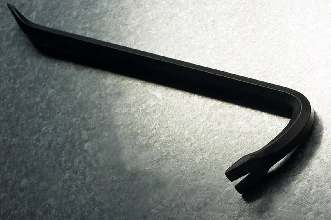 Μενίδι: Εισβολή ανηλίκων με λοστούς και σιδηρογροθιές την ώρα του μαθήματος