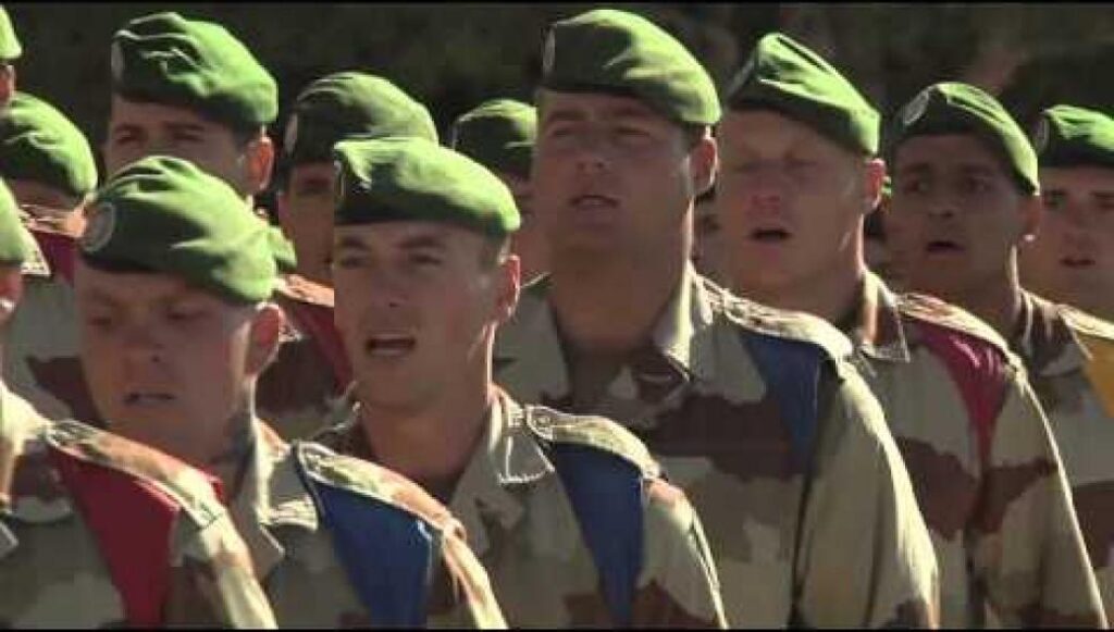 Πόσο σκληρή είναι η εκπαίδευση των αλεξιπτωτιστών της Λεγεώνας των Ξένων; (βίντεο)