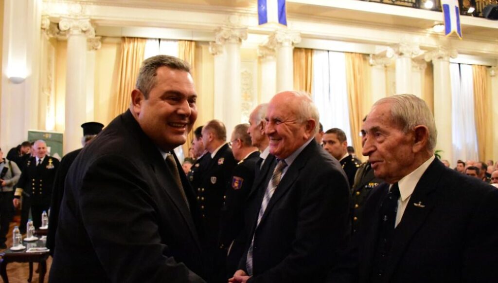 Π.Καμμένος  στους Καταδρομείς: «Αν πειράξουν την Ελλάδα μας θα πολεμήσουμε παντού και θα νικήσουμε»!