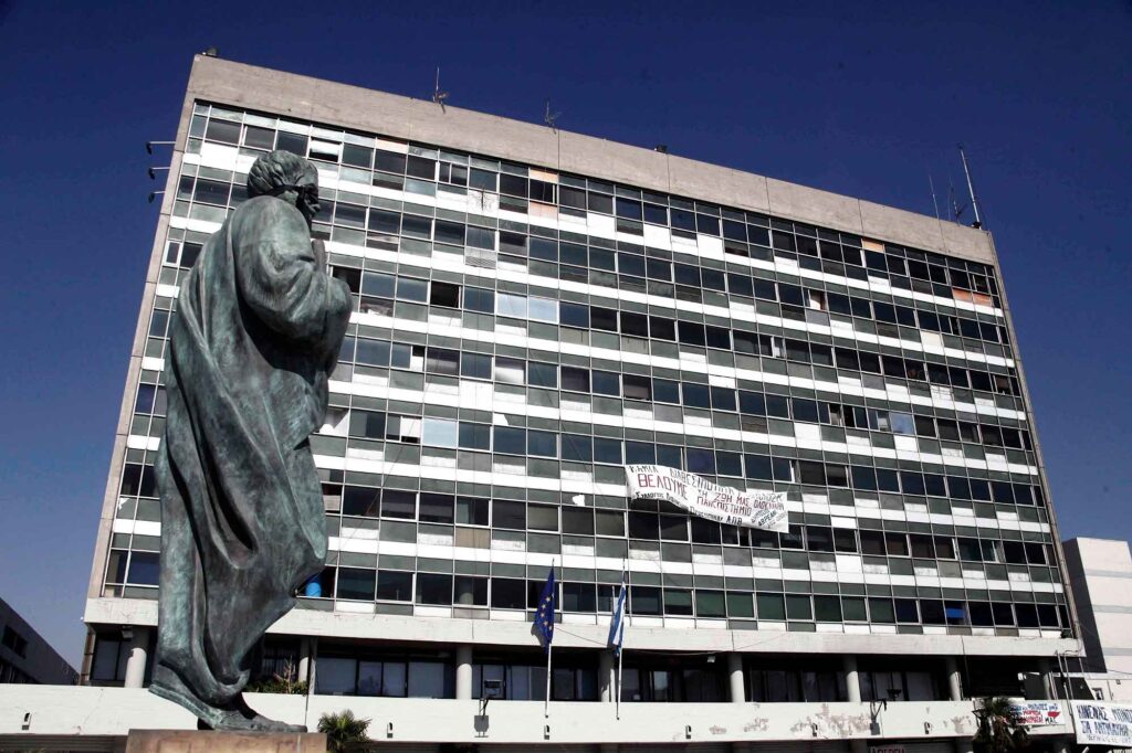 Κατάληψη στη σχολή Θεάτρου του ΑΠΘ για τον Κ. Γιαγτζόγλου (φωτό)