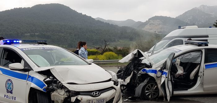 Αυτοκίνητο πήγαινε ανάποδα στην εθνική οδό – Καταδίωξη θρίλερ – 1 νεκρός (φωτό, βίντεο) (upd)