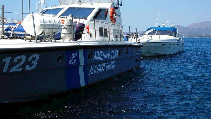 Λιμενικό Σώμα: Εξοπλίζεται με 3 πλωτά ασθενοφόρα