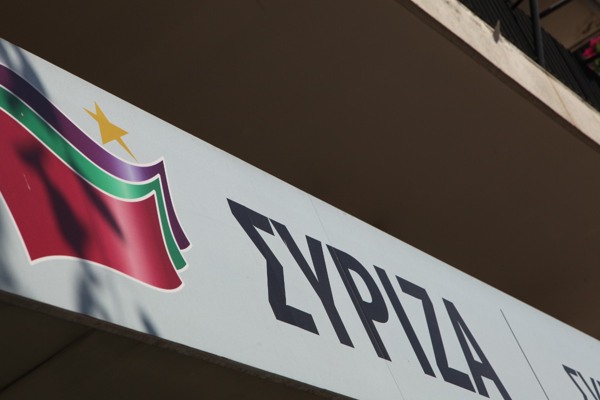 Θεσσαλονίκη: Εισβολή ακροαριστερών στα γραφεία του ΣΥΡΙΖΑ (φωτό)