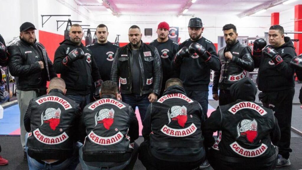 «Πονοκέφαλος» στο Βερολίνο με τους «Οθωμανούς Γερμανίας» και τον «δάκτυλο» του Ρ.Τ. Ερντογάν (βίντεο)