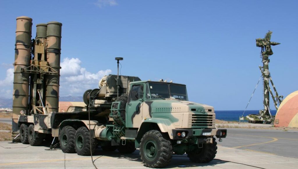 Συμφωνία ΓΔΑΕΕ και Rosoboronexport για την υποστήριξη TOR-M1 και S-300